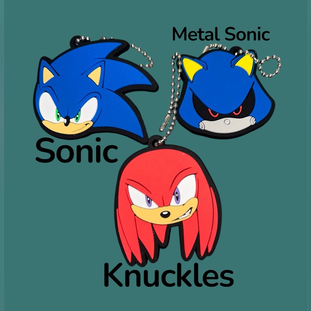NWOT Sonic the Hedgehog franchise Keychain set